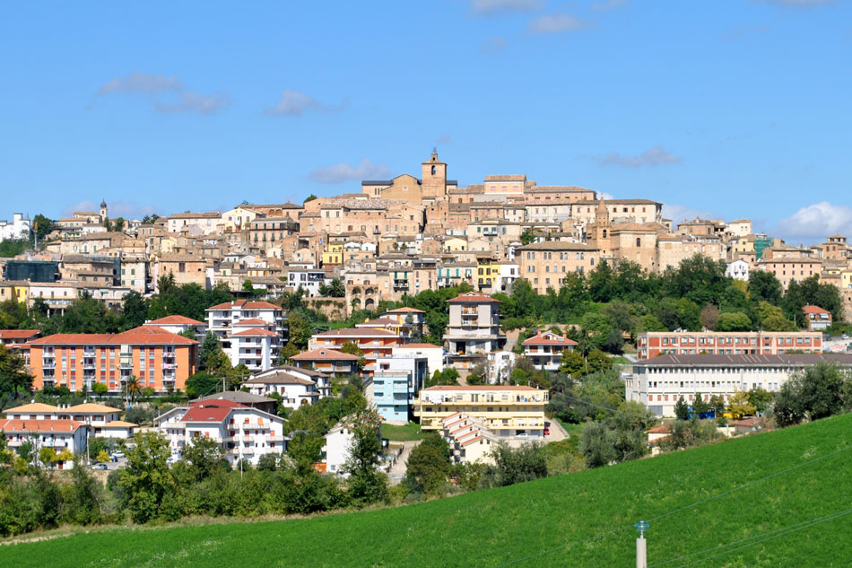 La Guida Sul Comune Di Penne Pe In Abruzzo Italia