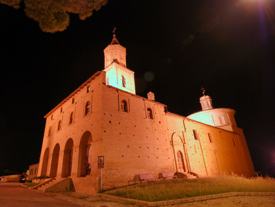 La Guida Sul Comune Di Loreto Aprutino Pe In Abruzzo Italia