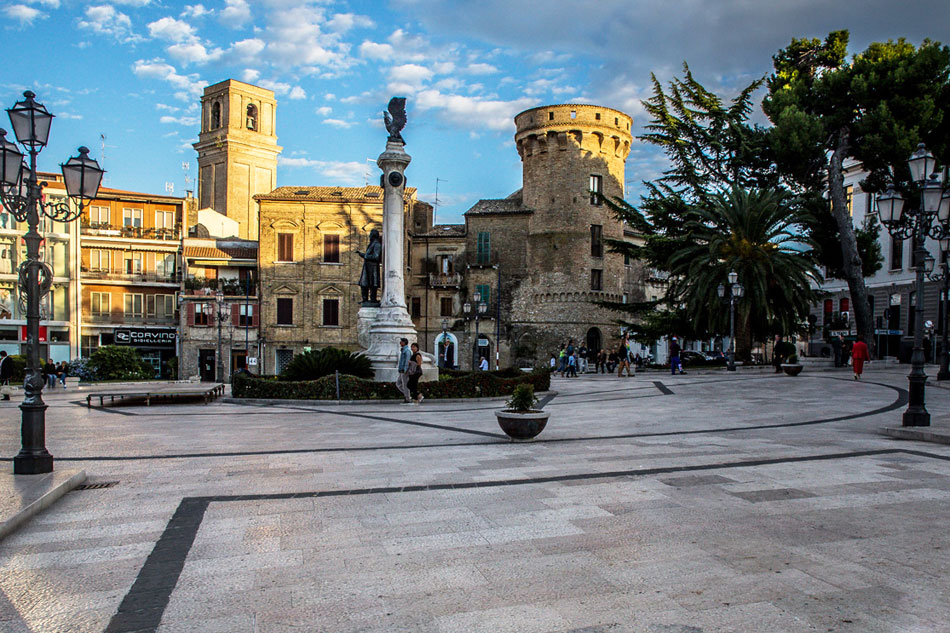 Piazza Gabriele Rossetti